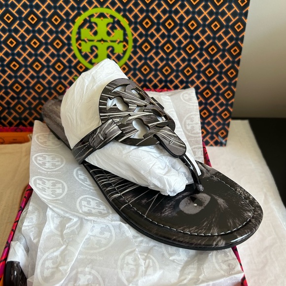 Tory Burch Miller Printed Patent Sandal Cat Portrait Size 9 - Picture 4 of 11